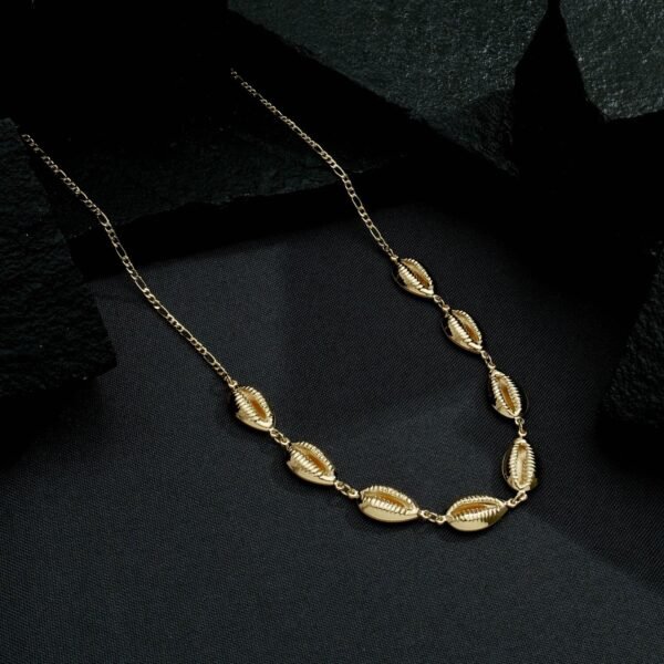 Colar Dourado Búzios - Imagem 3